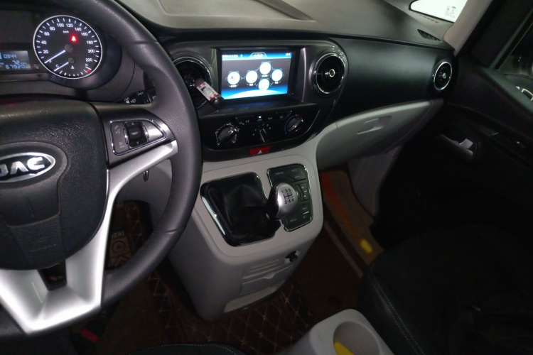 江淮瑞风 瑞风M3 2019款 宜家版 1.8L 豪华智能型局部细节16