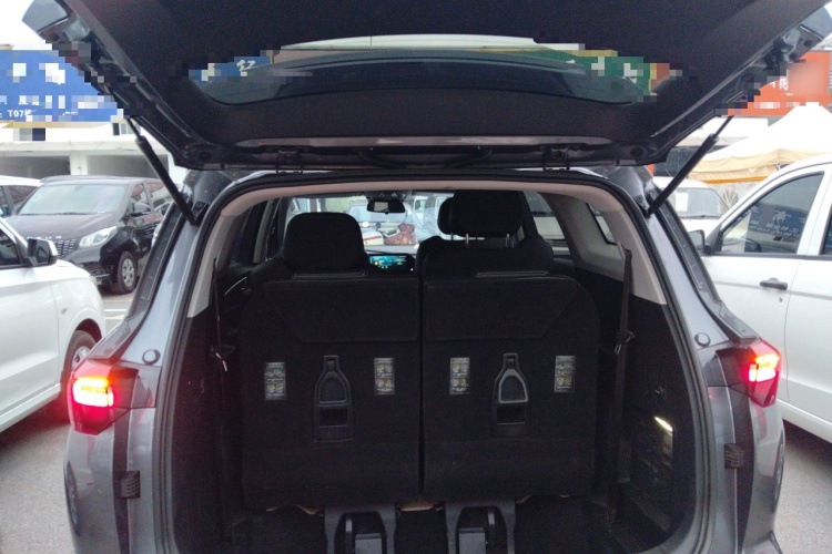 五菱汽车 五菱凯捷 2023款 280T CVT卓越型机舱底盘23