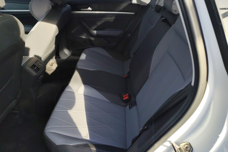 大众 朗逸 2024款 1.5L 自动五百万版中控内饰7004