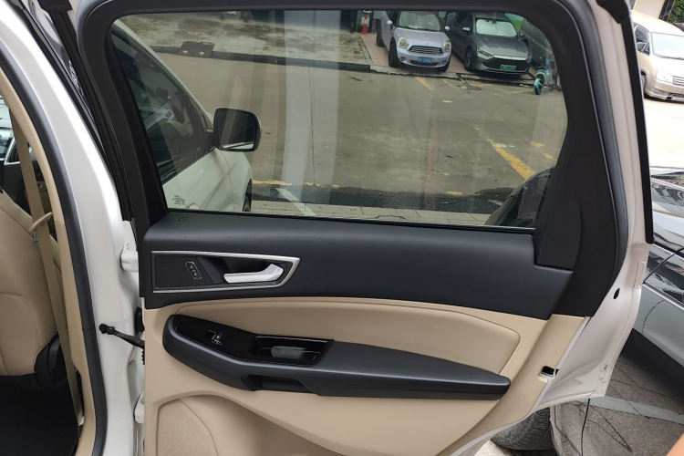 福特 锐界 2018款 EcoBoost 245 两驱精锐型 5座 国V中控内饰7006