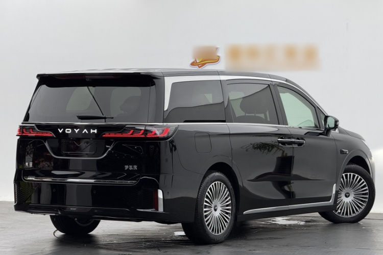 岚图汽车 岚图梦想家 2025款 PHEV 四驱卓越乾崑版车身外观6001