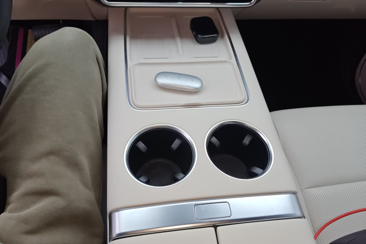 理想汽车 理想L6 2024款 Max局部细节18