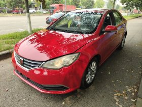 荣威360 2015款 1.5L 自动豪华版