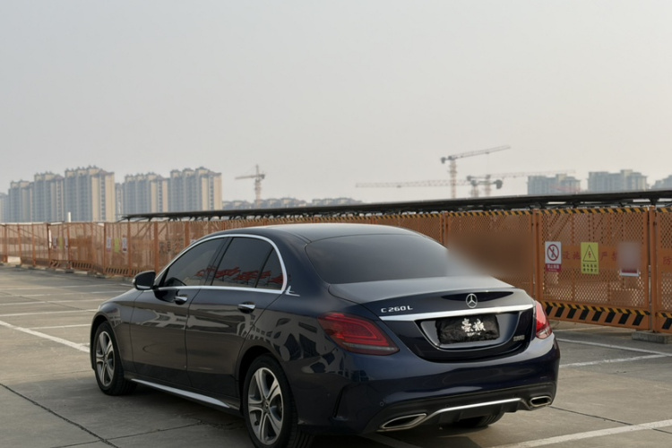 奔驰C级 2020款 C 260 L 运动版车身外观6011