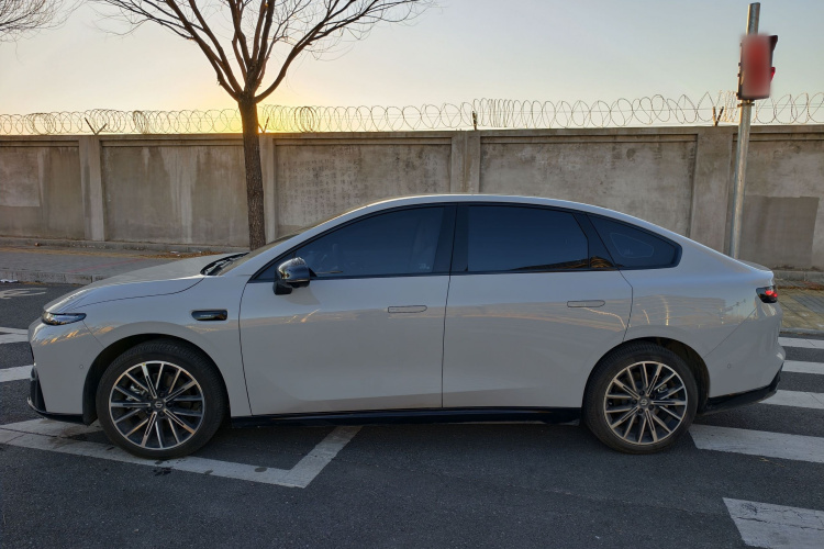 零跑汽车 零跑B01 2025款 650悦享版车身外观6007