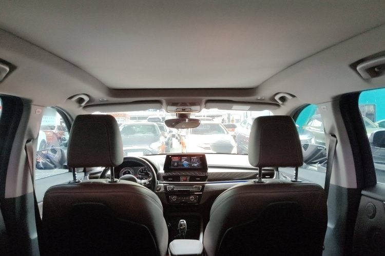 宝马X1 2022款 改款 xDrive25Li 尊享型局部细节22