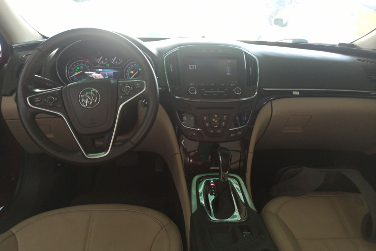 别克 君威 2014款 2.0L 精英时尚型中控内饰7002