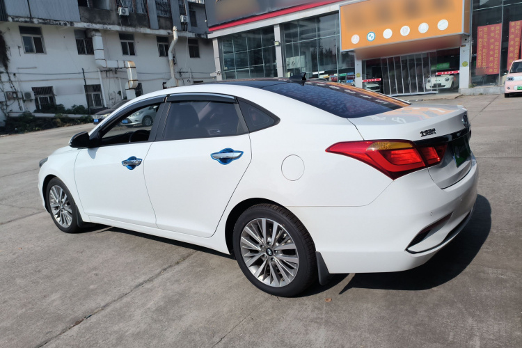 现代 名图 2017款 1.8L 自动智能型GLS 国V车身外观4