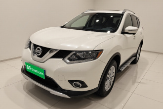 日产 奇骏 2015款 2.0L CVT舒适MAX版 2WD