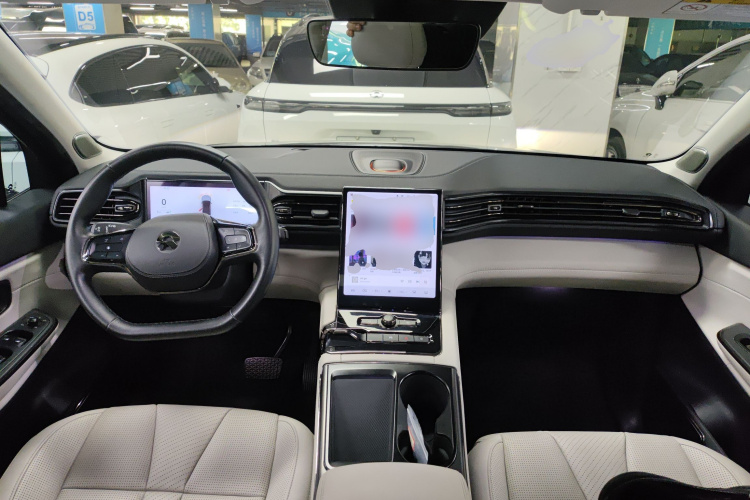 蔚来ES8 2020款 415KM 六座版中控内饰12