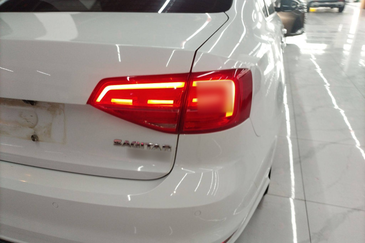 大众 速腾 2018款 280TSI DSG熠动版车身外观6006