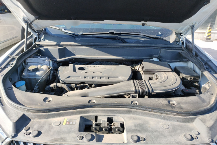 哈弗F7 2021款 2.0T 两驱i动机舱底盘24