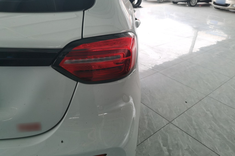 零跑汽车 零跑T03 2022款 星钻版车身外观9