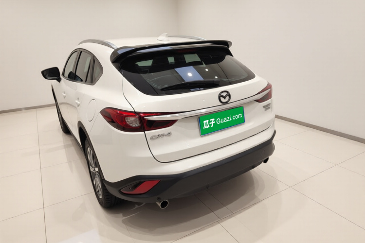 马自达CX-4 2016款 2.0L 自动两驱蓝天品位版车身外观5