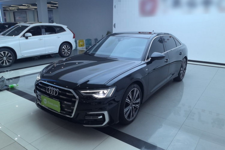 奥迪A6L 2023款 改款 55 TFSI quattro 尊享动感型车身外观1