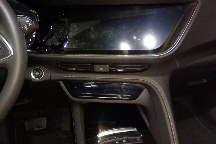 别克 2023款 昂科威Plus 652T 五座豪华型局部细节16