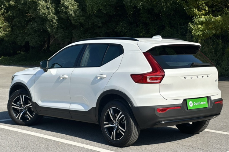 沃尔沃XC40 2024款 B3 智远运动版车身外观6007