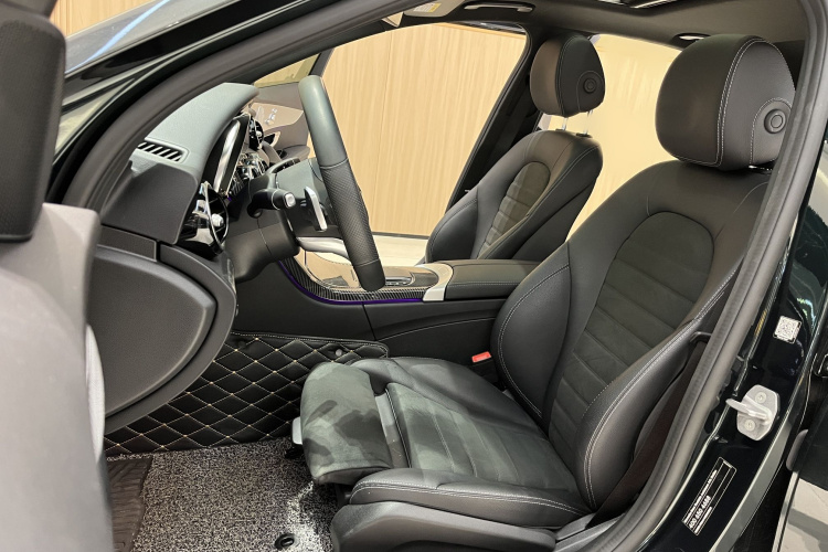 奔驰C级 2021款 C 260 星耀臻藏版中控内饰7001