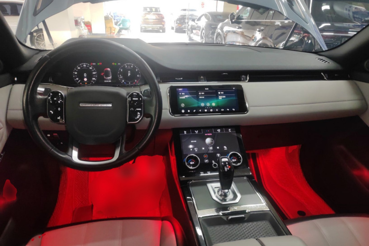 路虎 揽胜极光 2020款 249PS R-DYNAMIC SE 运动科技版中控内饰12