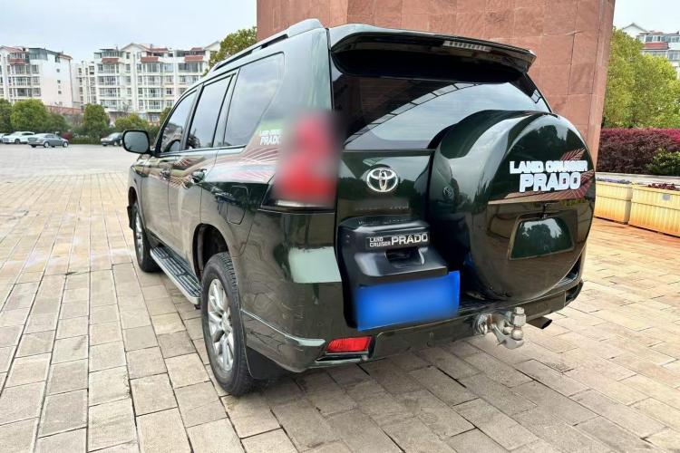 丰田 普拉多 2019款 3.5L 自动TX-L尊享版后挂备胎车身外观6003