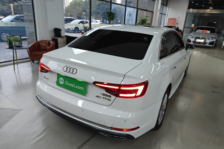 奥迪A4L 2019款 40 TFSI 进取型 国VI车身外观6005