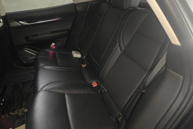 极氪001 2022款 长续航双电机 WE版中控内饰21