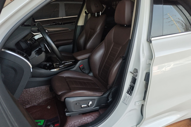 宝马X3 2020款  xDrive28i M运动套装局部细节19