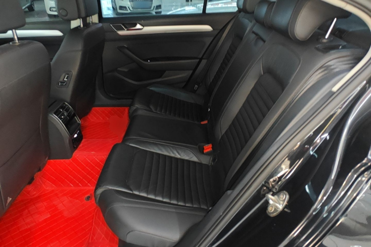 大众 迈腾 2017款 280TSI DSG 领先型中控内饰21