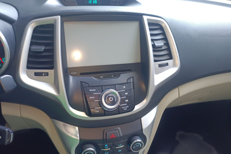 长安 逸动 2014款 1.6L 自动豪华型局部细节16