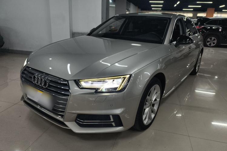 奥迪A4L 2018款 30周年年型 45 TFSI quattro 个性运动版车身外观1