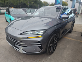 比亚迪 宋PLUS新能源 2025款 DM-i 智驾版 112KM 尊荣型