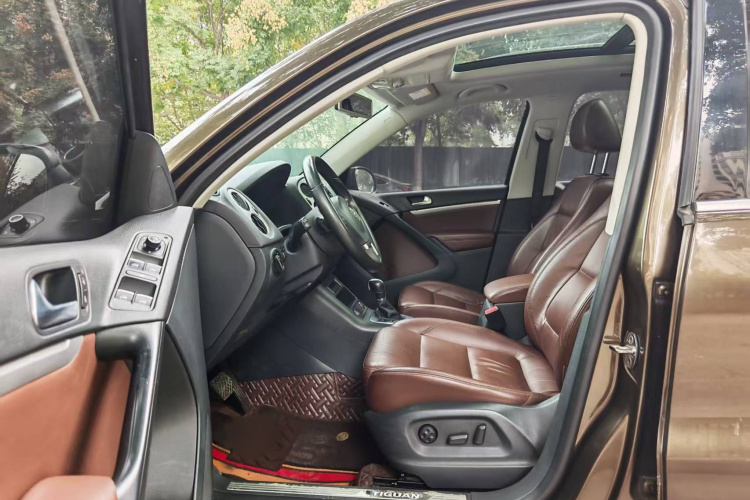 大众 途观 2016款 300TSI 自动四驱豪华版中控内饰7002