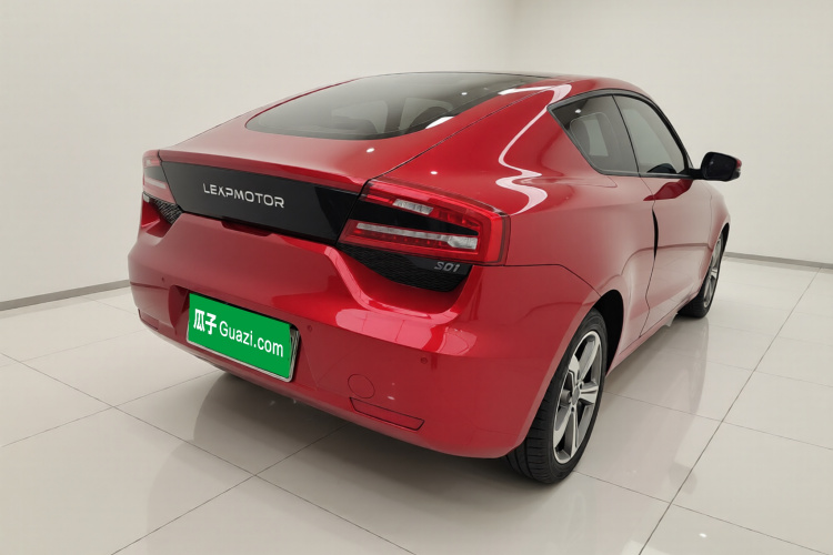 零跑汽车 零跑S01 2019款 380 Pro车身外观7