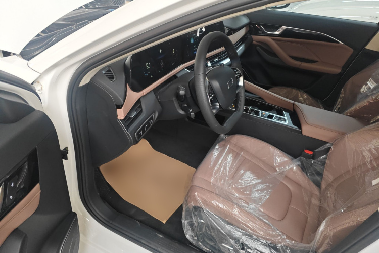 奔腾B70 2024款 龙腾版 1.5T 领创型中控内饰20