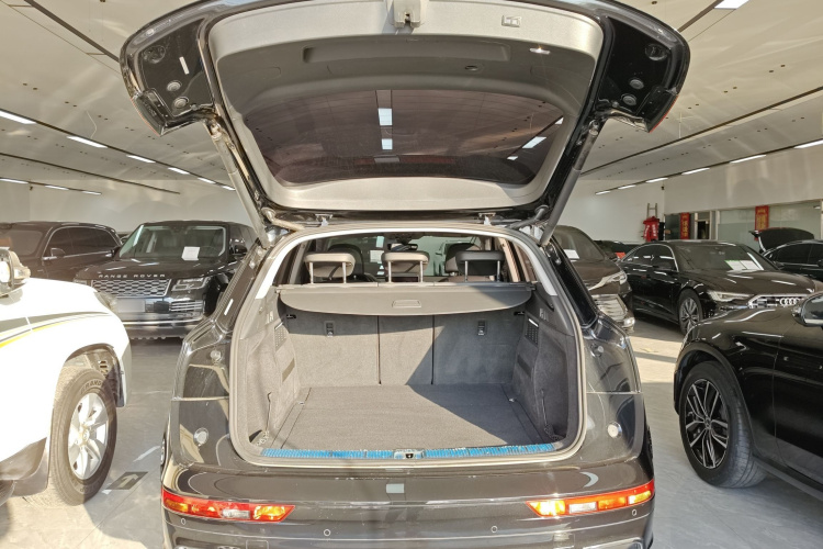 奥迪Q5L 2020款 40 TFSI 荣享时尚型局部细节23