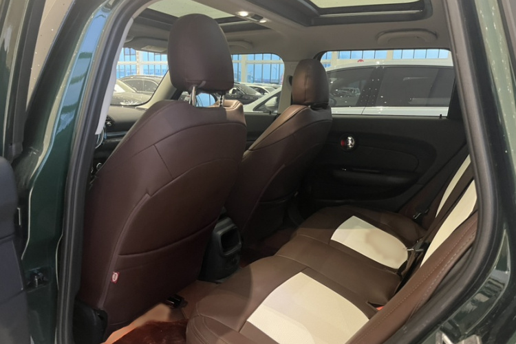 MINI Clubman 2016款 改款 1.5T COOPER中控内饰7003