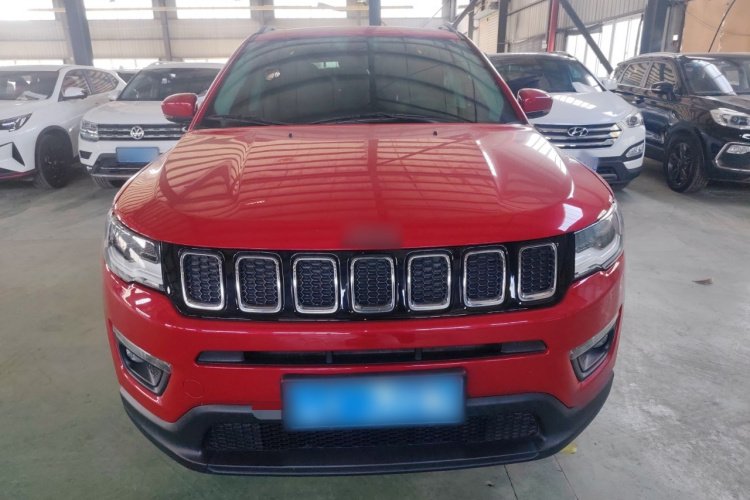 Jeep 指南者 2017款 200T 自动家享版车身外观2