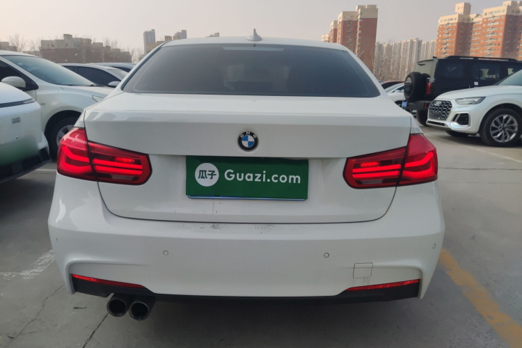 宝马3系 2018款 320i M运动套装车身外观6