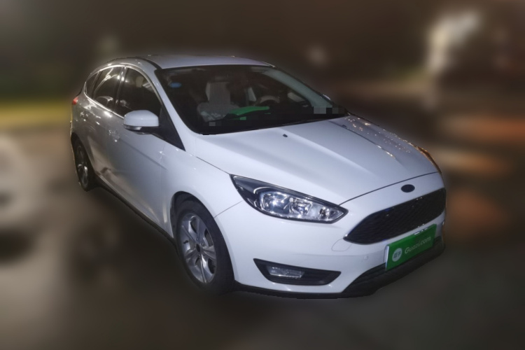 福特 福克斯 2015款 两厢 1.6L 自动舒适型车身外观6002