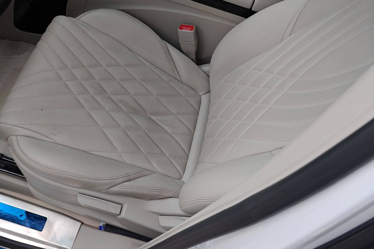 别克GL8 2022款 ES陆尊 653T 舒适型局部细节19