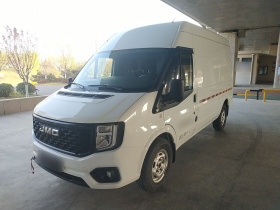 江铃福顺 2023款 2.0T 自动中轴中高顶商运型厢式运输车2/3座