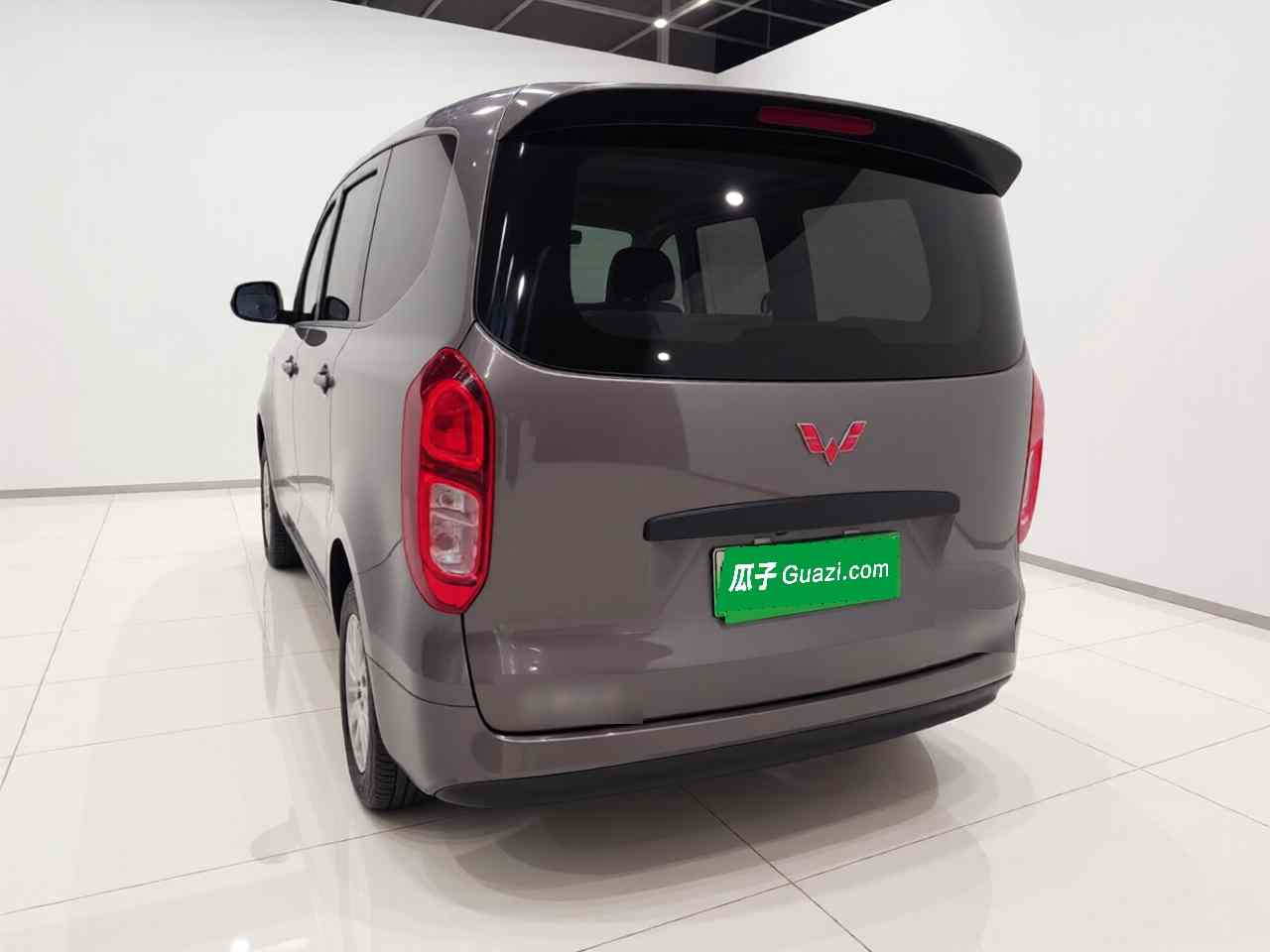 五菱汽车 五菱宏光新能源 2025款 增程式混动 150KM 标准型(4)