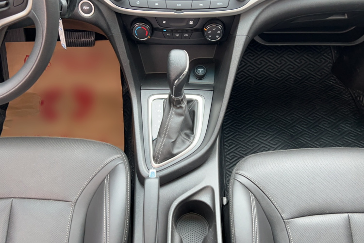 别克 英朗 2021款 改款 典范 1.5L 自动精英型局部细节18