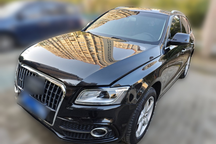 奥迪Q5 2017款 Plus 40 TFSI 进取型车身外观1