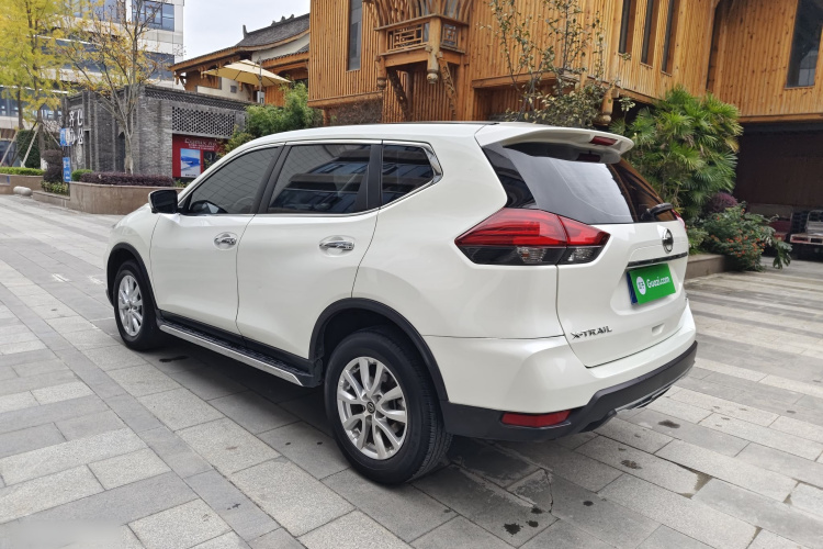 日产 奇骏 2021款 2.0L CVT 2WD XL Premium智联尊享版车身外观6004