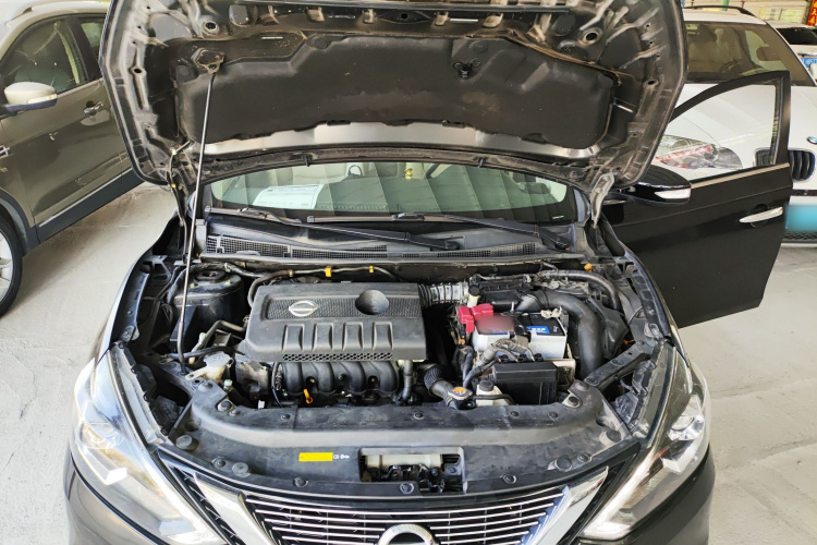 日产 轩逸 2016款 1.6XV CVT智享版机舱底盘24