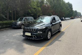 Jeep 自由光 2016款 2.0L 智能版