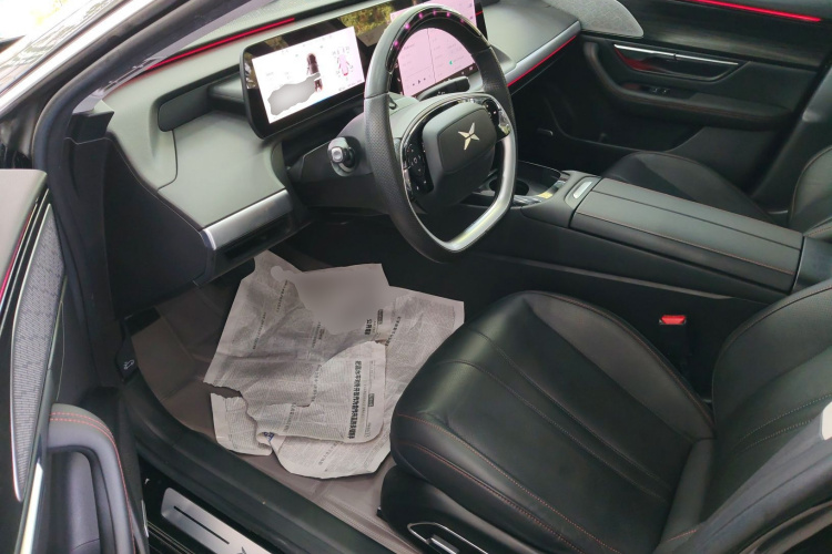 小鹏P7 2022款 625E中控内饰20