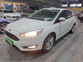 福特 福克斯 2017款 两厢 1.6L 自动风尚型智行版