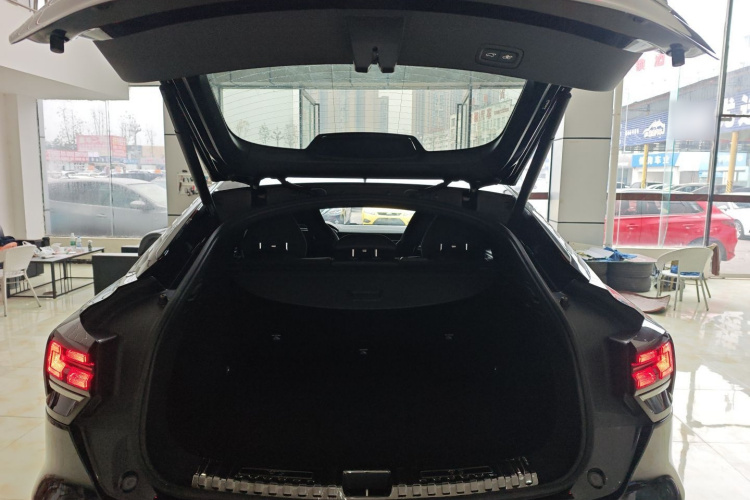 领克05 2020款 2.0TD 四驱时间限量版局部细节23